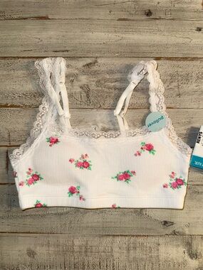 Vanity Fair girls size 8 years (band size 30) bundle of 2 lace lining NWT